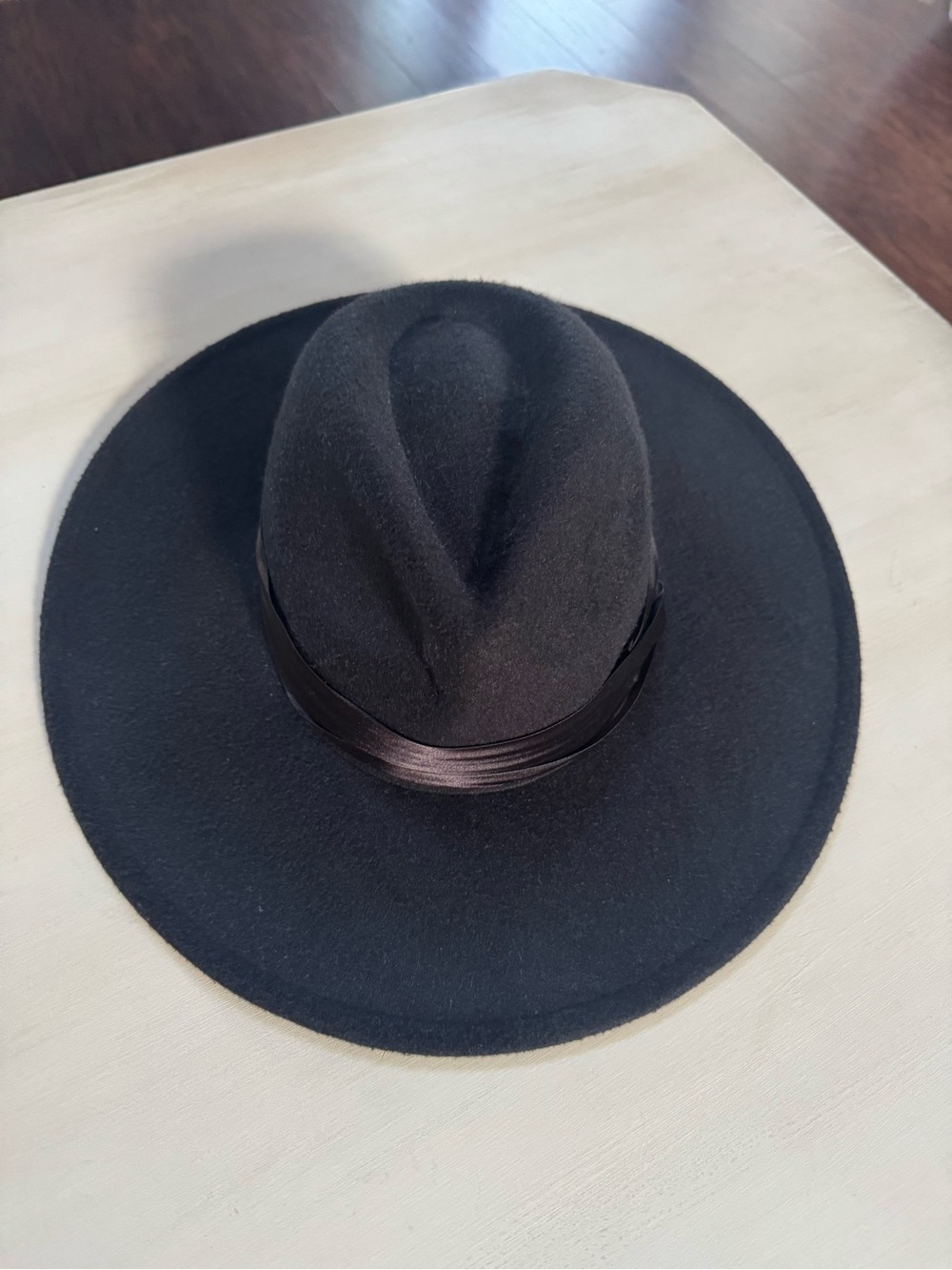 Wide Brim Black Felt Fedora Hat NWT